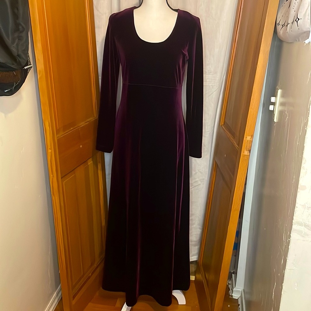 Vintage Clues purple long sleeve maxi velvet dress size small